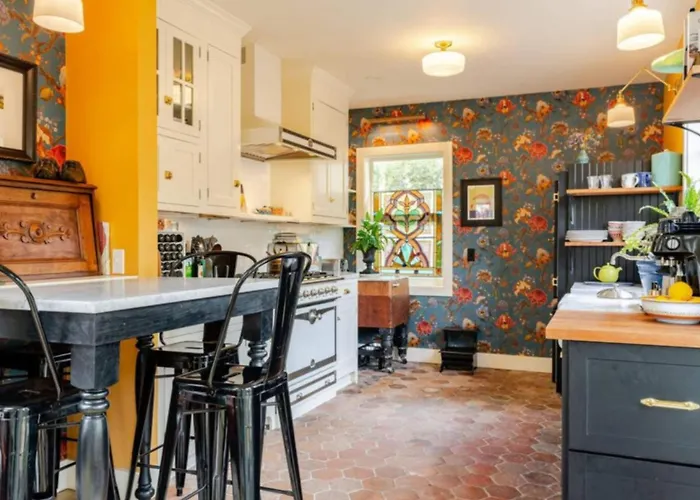 Majestaetisches Heim Koeln