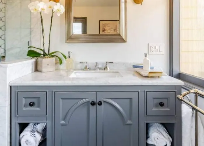 Majestaetisches Heim Koeln